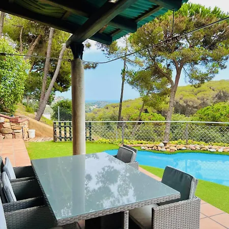 Familly Oasis Paradise Villa Lloret de Mar